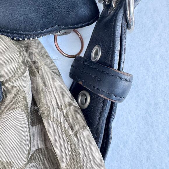 Coach Legacy Slim Duffle 9326 Black Leather Crossbody Shoulder Bag Vintage Y2K - Picture 11 of 16